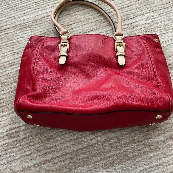 Michael Kors Cherry Red Leather Tote Bag w/tan  handles and gold hardware - Picture 2 of 9